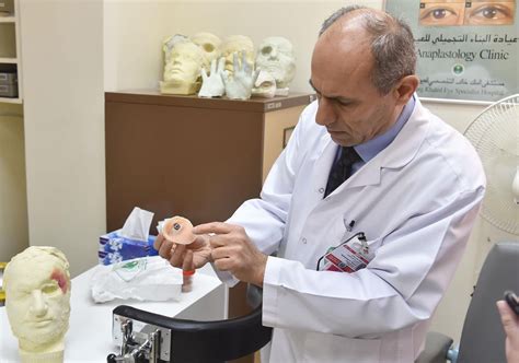 اهلية العلاج في مستشفى الملك خالد للعيون